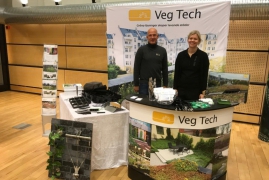 Mässbord med Textile Wall