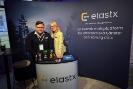 Softwall med mässbord