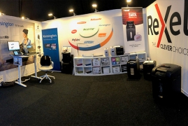 2st Backdrops 300x240 cm, 1st Backdrop 500x250 samt 2st Rollup Compact 85